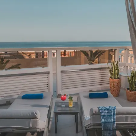 Phoenix فندق مدينة زاكينثوس
