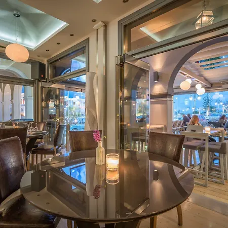 フェニックス ホテル 3*